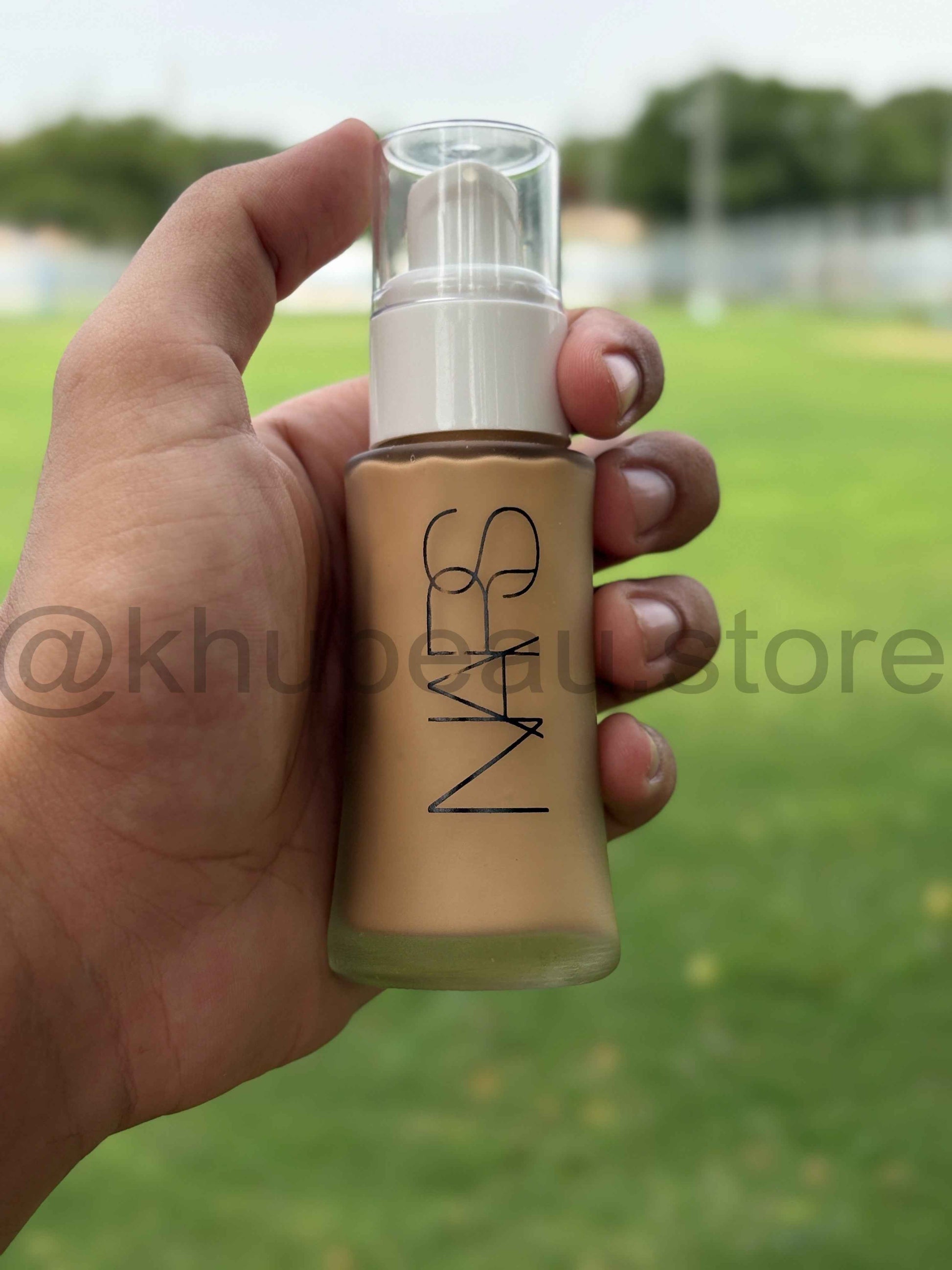 NARS Natural Radiant Longwear Foundation - Flawless Coverage & Lasting Radiance